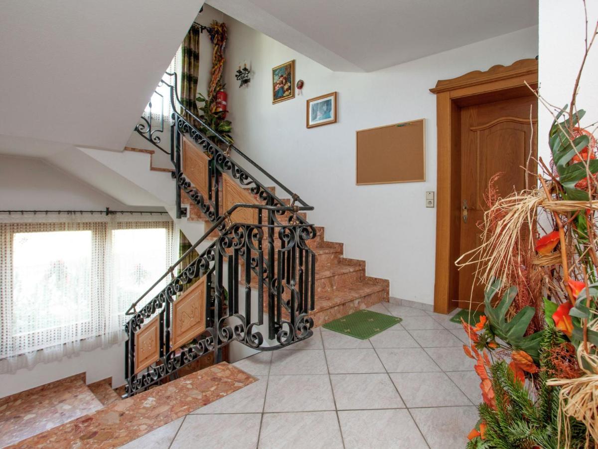 Apartment In Hart Im Zillertal With Garden Balcony Parking Fuegen Exterior photo