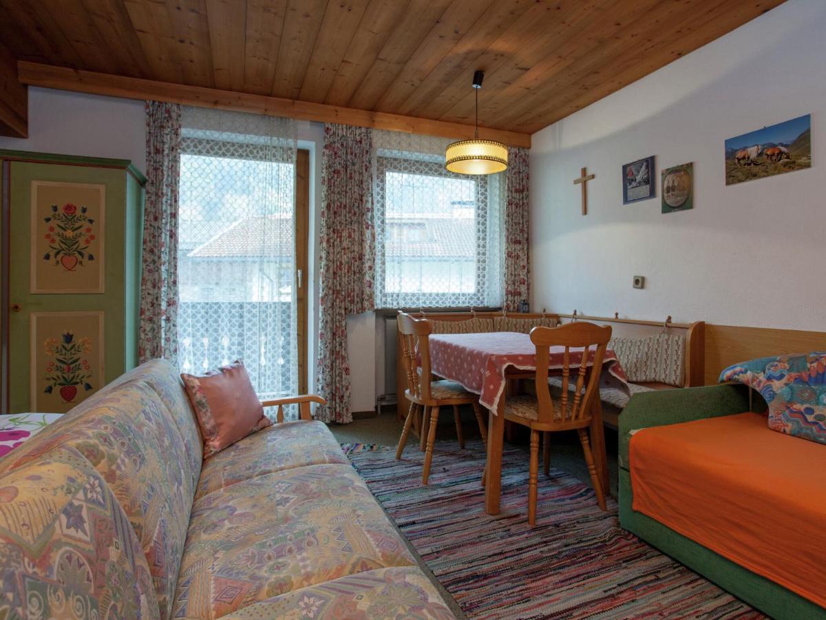 Apartment In Hart Im Zillertal With Garden Balcony Parking Fuegen Exterior photo