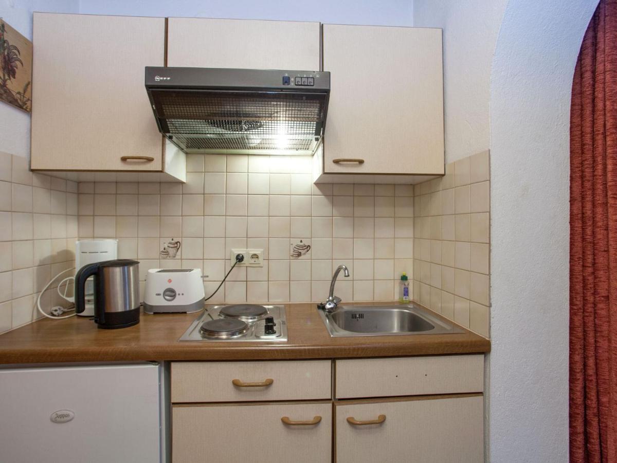Apartment In Hart Im Zillertal With Garden Balcony Parking Fuegen Exterior photo